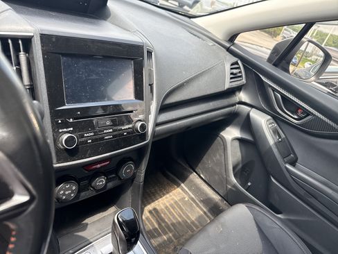 Used 2019 Subaru Crosstrek 2.0i Premium w/ Popular Package #2 AWD/4WD image 10