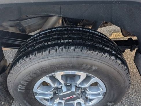 Used 2022 GMC Sierra 2500 SLT image 16