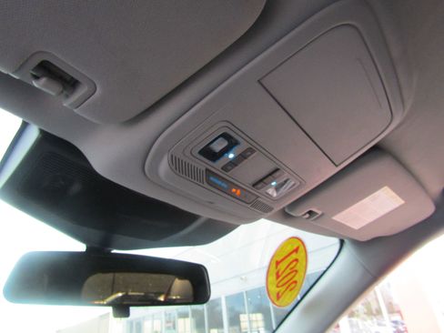 Used 2021 Ford Explorer XLT w/ Equipment Group 202A image 21