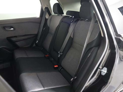 Used 2023 Nissan Rogue SV AWD/4WD image 29