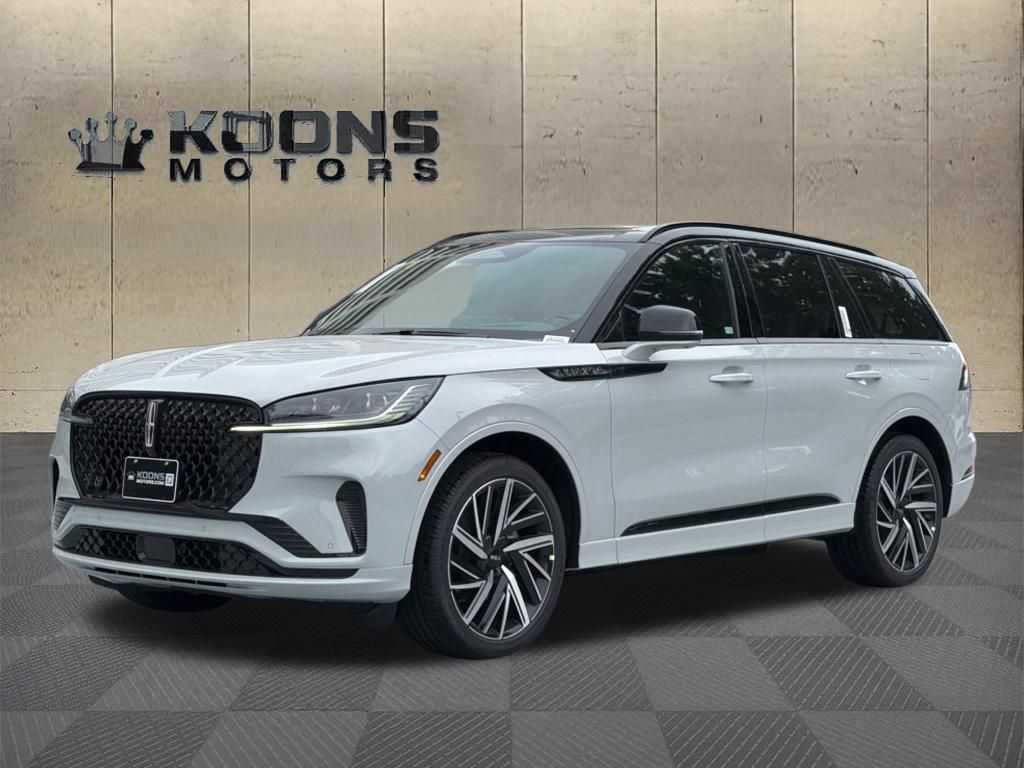 New 2027 Lincoln Aviator Black Label w/ Black Label Special Edition AWD/4WD image 1