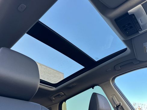 New 2026 Nissan Rogue Platinum w/ Platinum Premium Package image 14