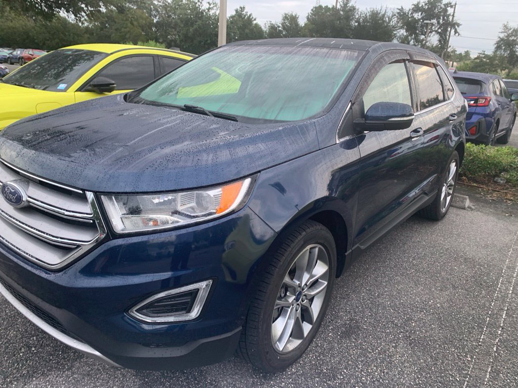 Used 2017 Ford Edge Titanium w/ Equipment Group 301A FWD image 2