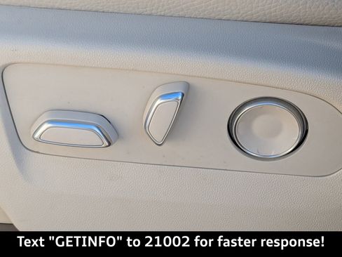 Used 2021 GMC Yukon Denali image 21