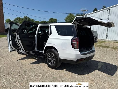 Used 2023 Chevrolet Tahoe Z71 w/ Luxury Package AWD/4WD image 35
