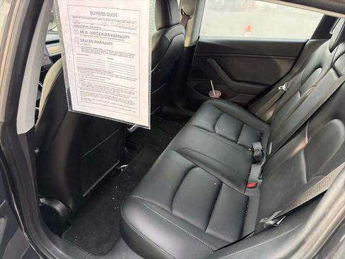 Used 2018 Tesla Model 3 image 5