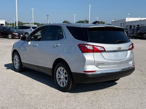 Used 2019 Chevrolet Equinox LT FWD image 3