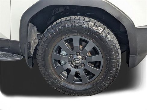 Used 2024 Toyota Land Cruiser image 14