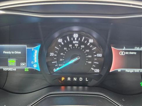 Used 2019 Ford Fusion SE FWD image 10