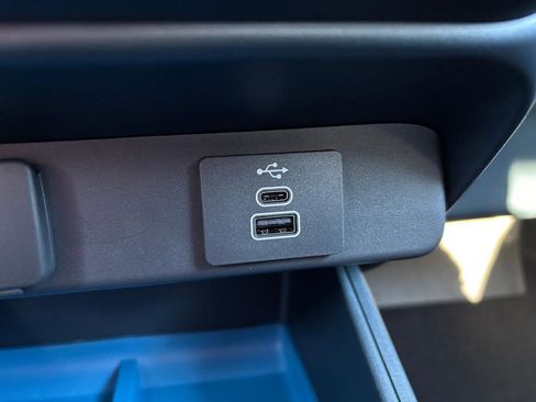 New 2025 Ford Maverick XLT w/ Equipment Group 301A image 23