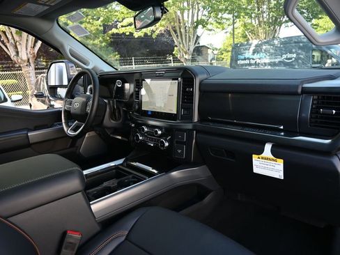 New 2025 Ford F350 Lariat w/ Lariat Ultimate Package image 36