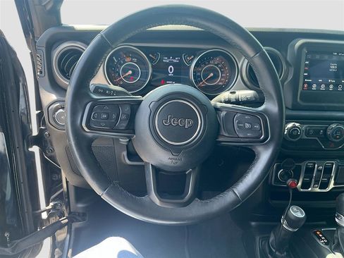 Used 2019 Jeep Wrangler Unlimited Sport S image 11