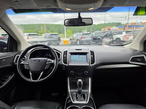 Used 2017 Ford Edge SEL w/ Equipment Group 201A AWD/4WD image 13