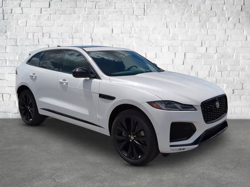New 2026 Jaguar F-PACE R-Dynamic S image 5