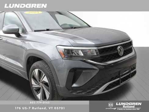 Used 2024 Volkswagen Taos SE AWD/4WD image 47