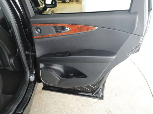 Used 2019 Lincoln Nautilus Reserve image 14