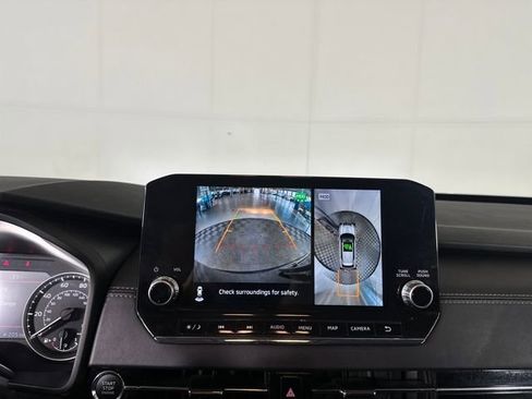 Used 2024 Mitsubishi Outlander SE image 21