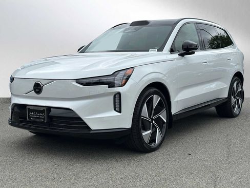 New 2025 Volvo EX90 Ultra image 7