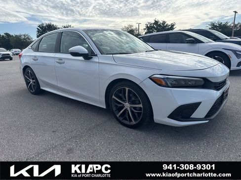 Used 2022 Honda Civic Touring image 1