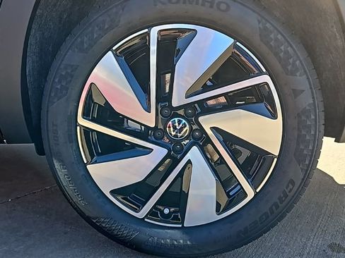 New 2026 Volkswagen Atlas SEL AWD/4WD image 9