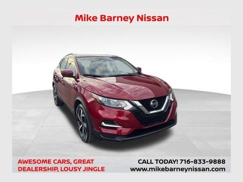 Used 2022 Nissan Rogue Sport SL image 1