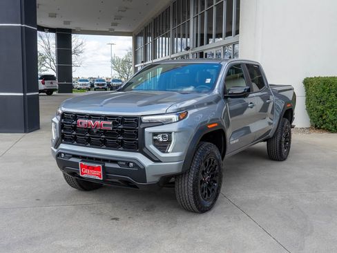 Used 2026 GMC Canyon Elevation w/ Convenience Package image 3