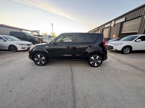 Used 2014 Kia Soul ! image 12