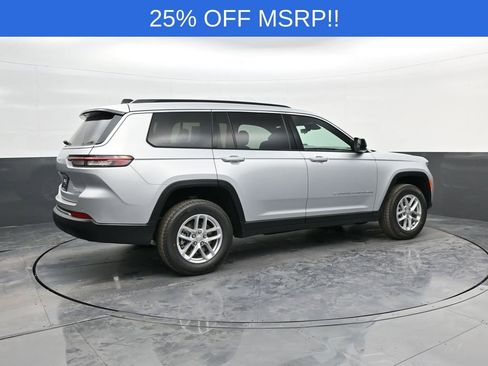 New 2025 Jeep Grand Cherokee L Laredo w/ Luxury Tech Group I AWD/4WD image 7