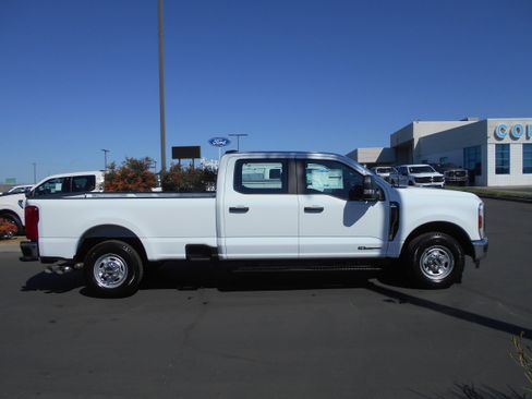 New 2026 Ford F250 XL image 31