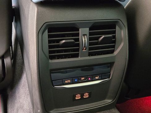 Used 2022 BMW M4 Competition w/ Executive Package image 21