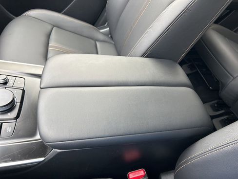 Used 2025 MAZDA CX-90 3.3 Turbo w/ Select Package image 23