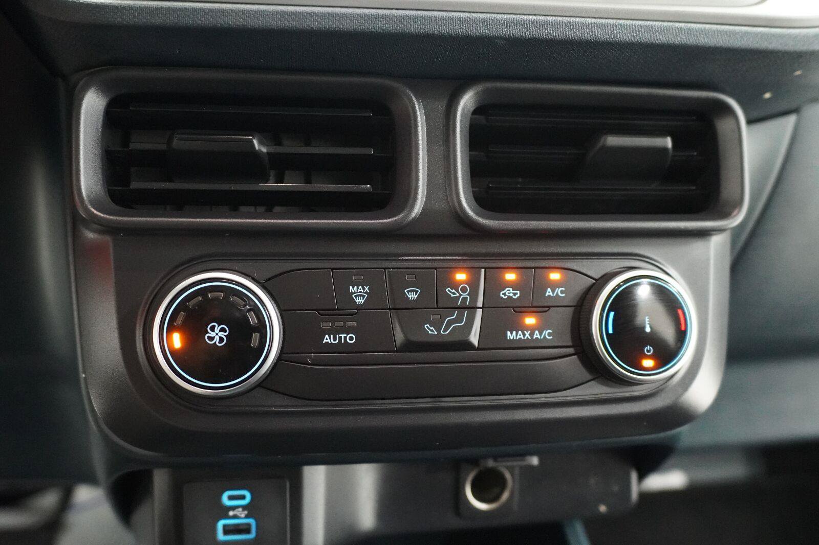 Used 2022 Ford Maverick XL FWD image 17