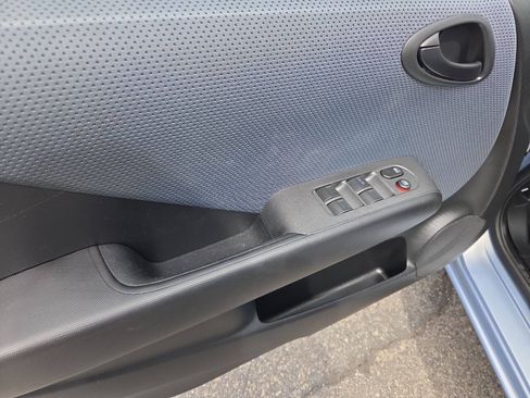 Used 2008 Honda Fit image 10