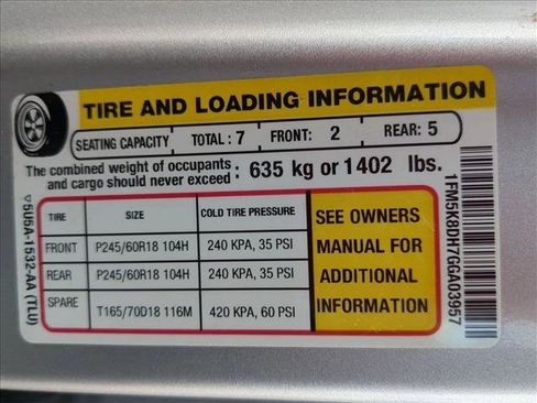 Used 2016 Ford Explorer XLT w/ Equipment Group 202A image 27