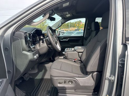 New 2026 GMC Sierra 1500 Elevation image 17