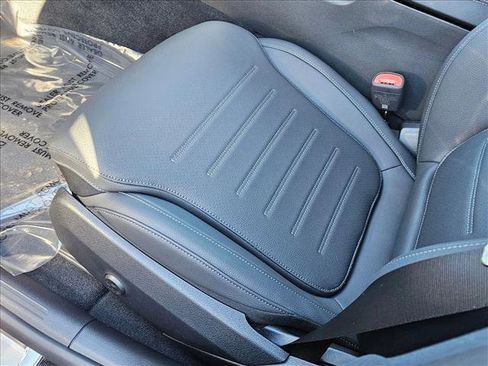 New 2026 Mercedes-Benz C 300 Sedan image 4