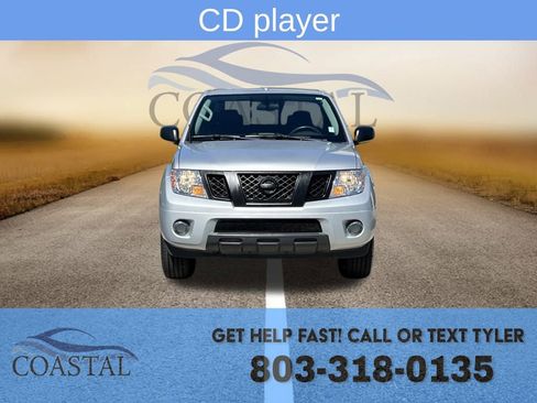 Used 2018 Nissan Frontier SV image 2
