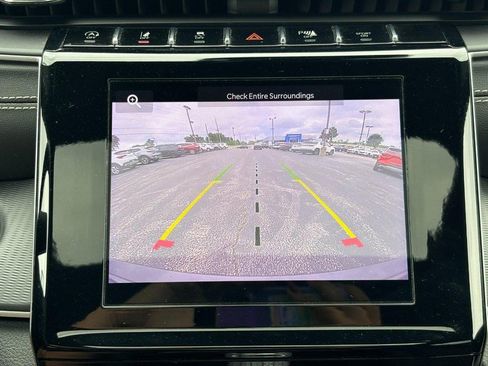 Used 2023 Jeep Grand Cherokee Altitude AWD/4WD image 20