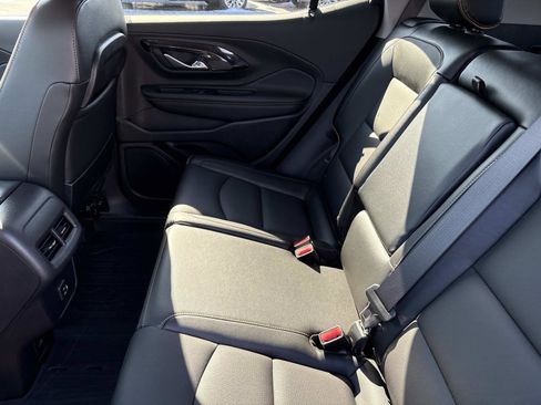 Certified 2024 GMC Terrain AT4 w/ Infotainment Package II image 29