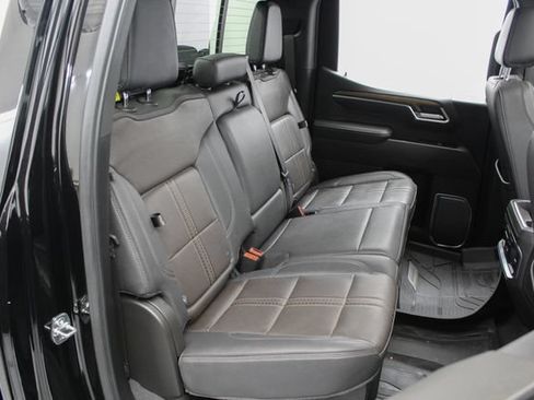 Used 2025 Chevrolet Silverado 1500 High Country w/ High Country Premium Package AWD/4WD image 24
