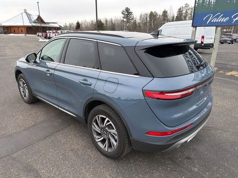 Used 2025 Lincoln Corsair AWD w/ Equipment Group 101A image 3