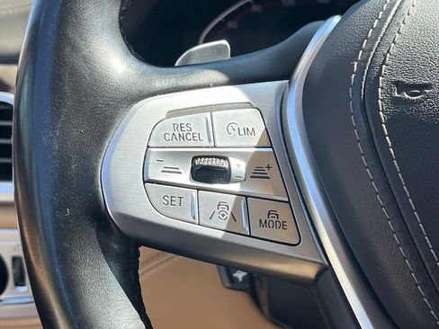 Used 2020 BMW 750i xDrive w/ Executive Package AWD/4WD image 36