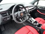 Used 2025 Porsche Macan image 4