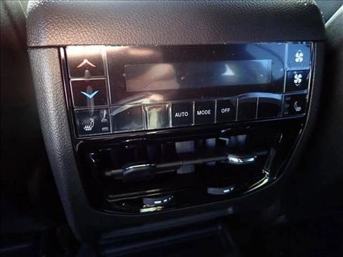 New 2026 Jeep Grand Cherokee L Limited AWD/4WD image 11