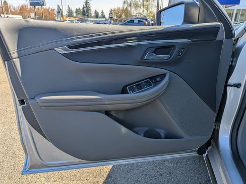 Used 2019 Chevrolet Impala LS FWD image 10