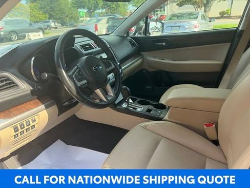 Used 2017 Subaru Outback 2.5i Limited AWD/4WD image 8