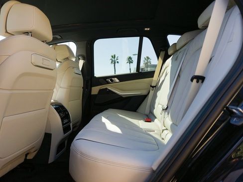 New 2026 BMW X5 xDrive40i w/ M Sport Package image 17