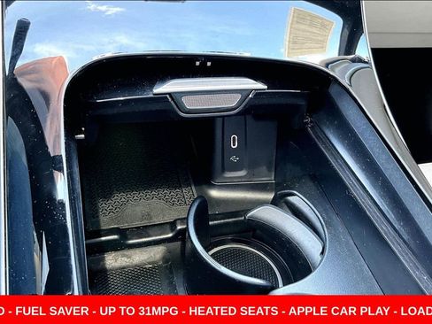 Used 2023 Mercedes-Benz GLC 300 4MATIC image 16