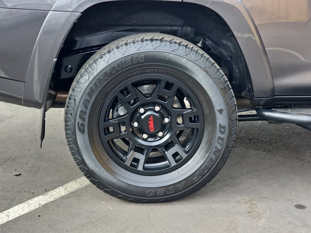 Used 2023 Toyota 4Runner TRD Off-Road Premium w/ Off Road Premium Plus Package AWD/4WD image 37