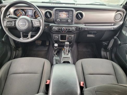 Used 2021 Jeep Gladiator Sport image 11